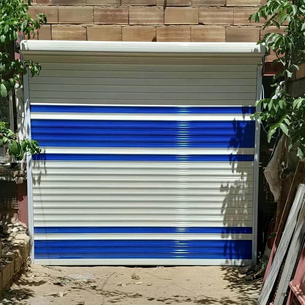 کرکره برقی پارکینگ خودرو ساختمان با فریم فلزی محکم کرکره برقی پارکینگ خودرو ساختمان با فریم فلزی محکم