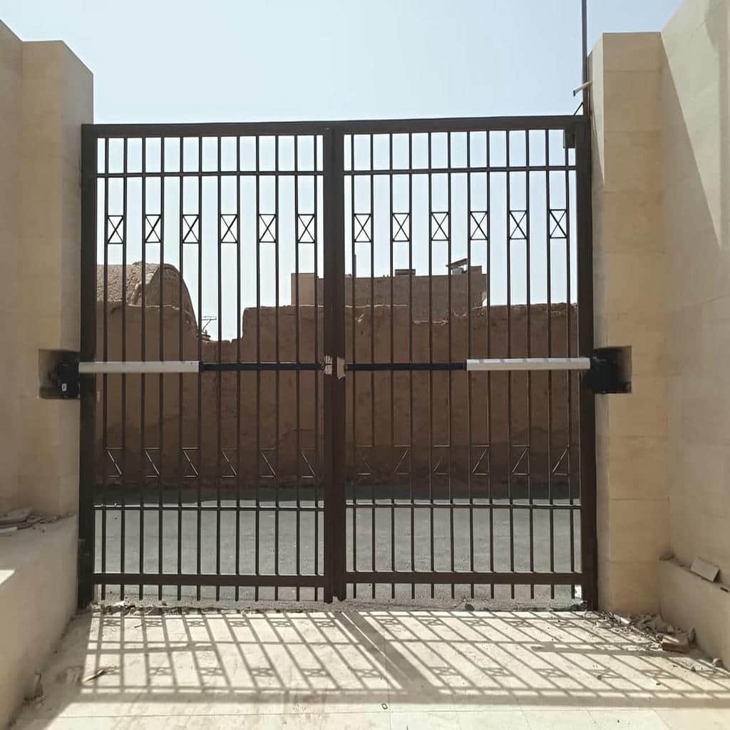 موتور جک پارکینگی با ریل صاف و چرخ تنظیم شده