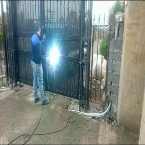 14 مدل جک سنگین درب پارکینگ فلزی