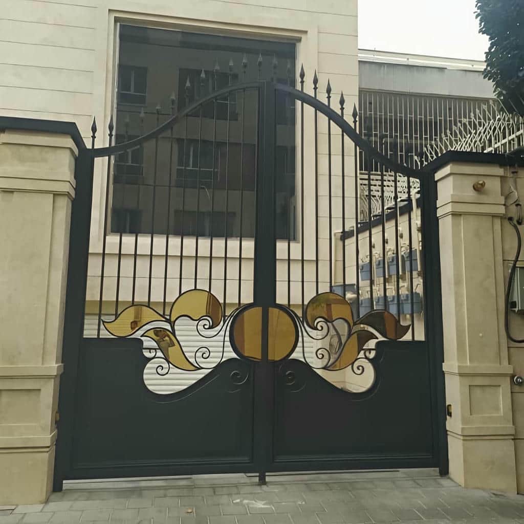 درب پارکینگ دو لنگه با پوشش ضدزنگ