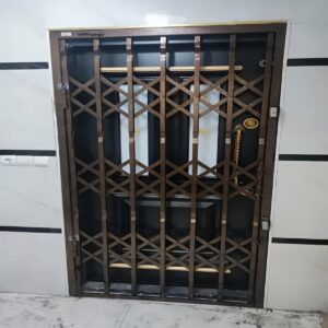تقویت درب منزل با حفاظ آکاردئونی