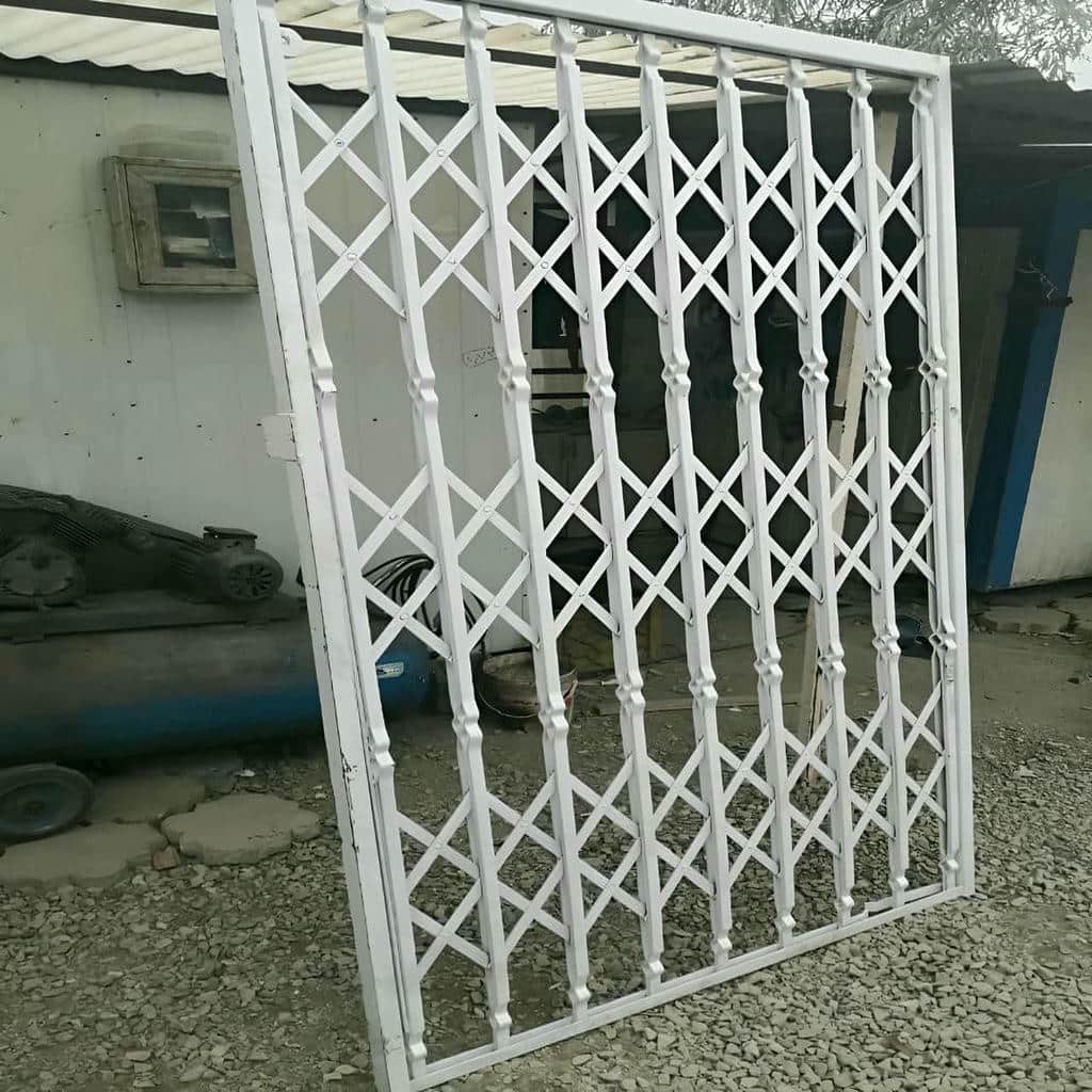 حفاظ متحرک با اتصالات قابل بازبینی حفاظ متحرک با اتصالات قابل بازبینی