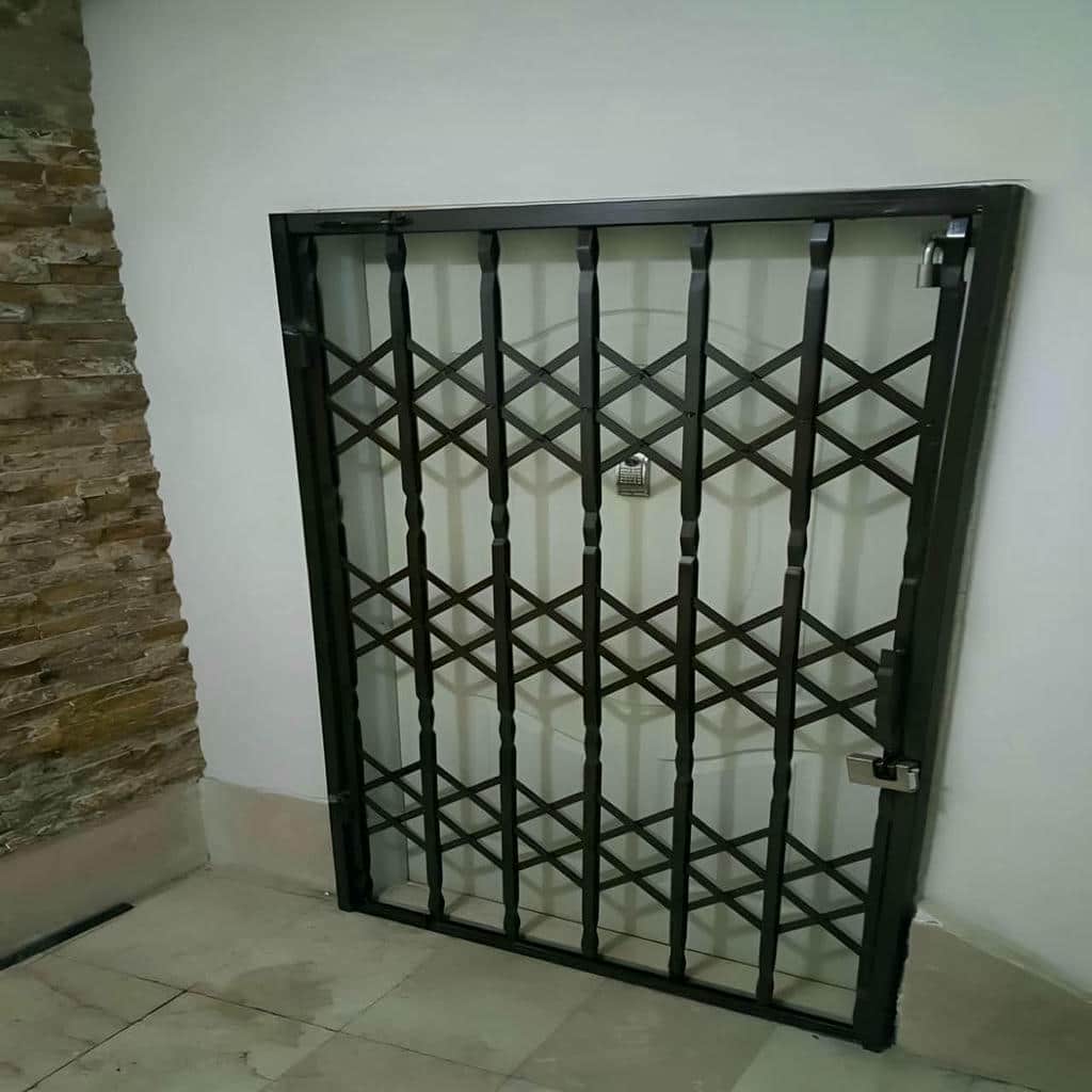 حفاظ کشویی ایرانی با اتصالات منظم و ساخت دقیق