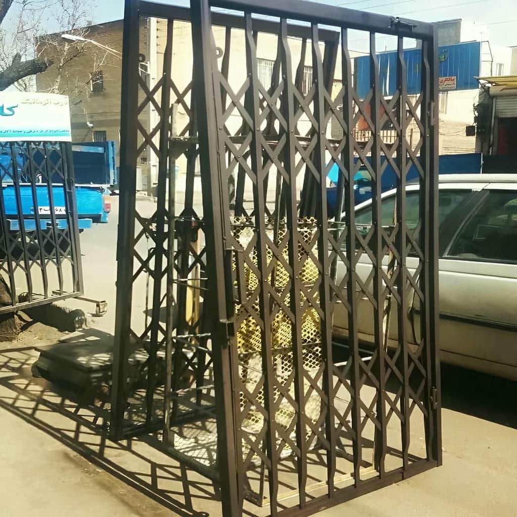 نرده آکاردئونی در مرحله مشاوره پیش از سفارش