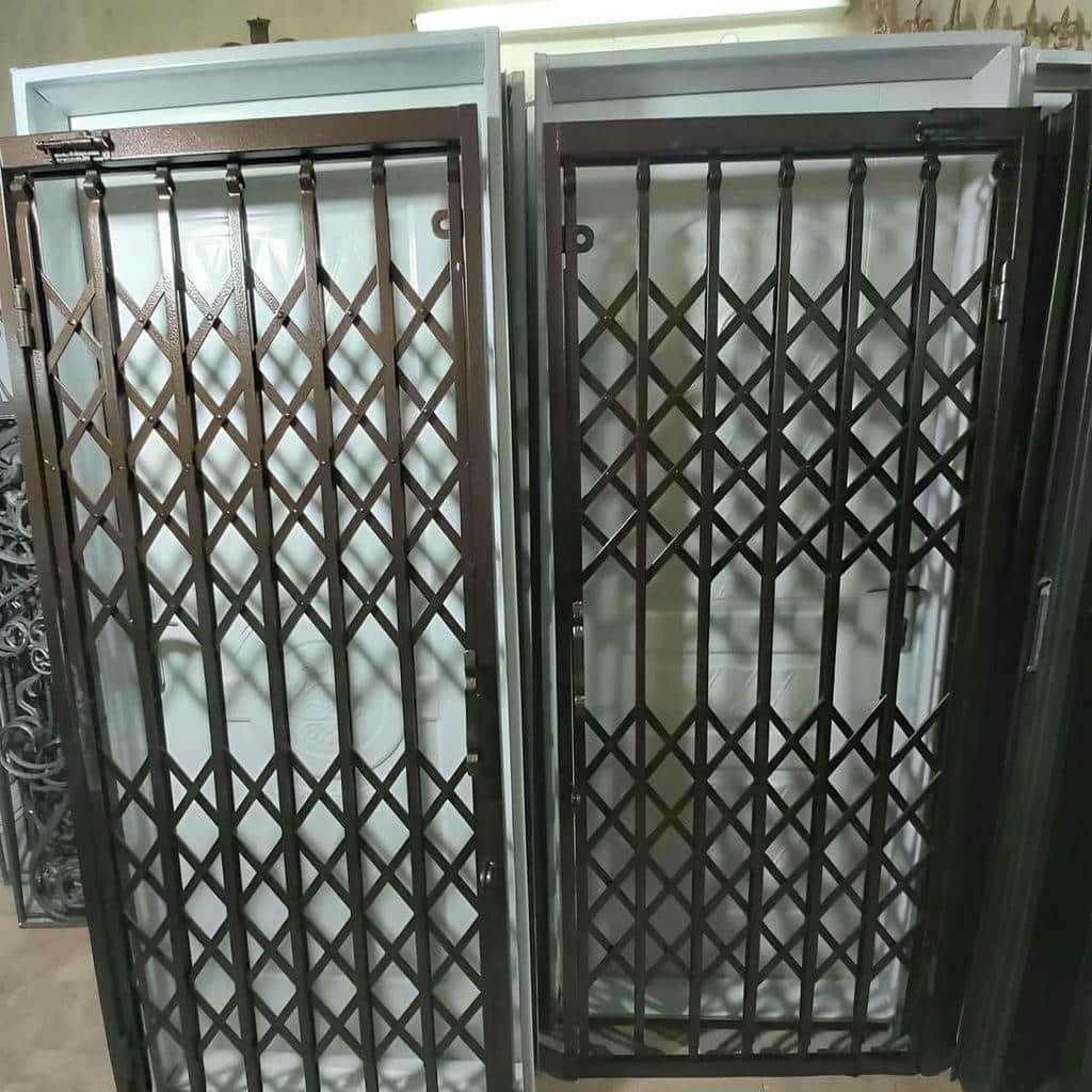 خرید حفاظ درب آپارتمان با تسمه دوبل خرید حفاظ درب آپارتمان با تسمه دوبل