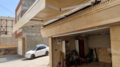 سایبان بالکن برقی با طراحی بازویی