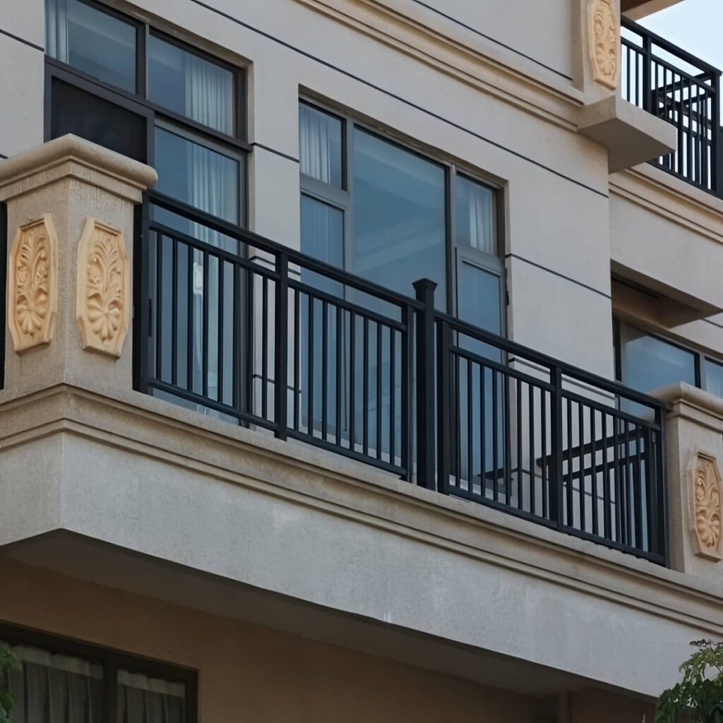 فروش انواع نرده حفاظ ساختمان
