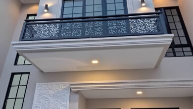 نرده پله کلاسیک با فرم تزئینی اجراشده