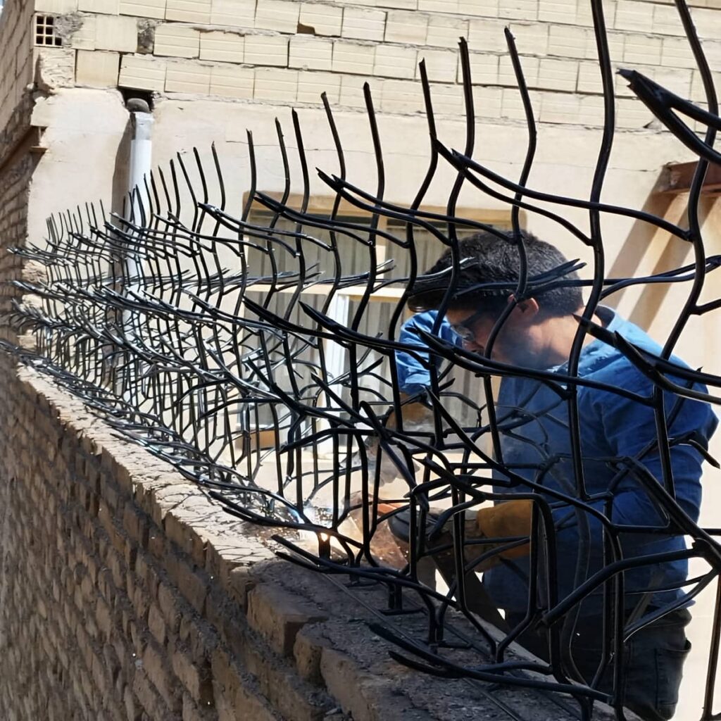 ساخت و جوشکاری حفاظ دیواری شاخ گوزنی