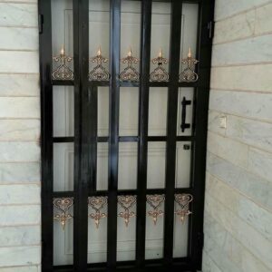 انواع حفاظ آهنی درب آپارتمان