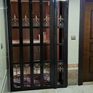 درب محافظتی آکاردئونی در زنجان