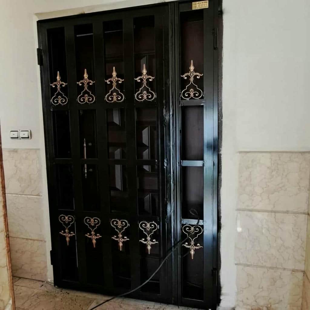 حفاظ ضد سرقت درب آپارتمان