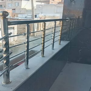 نرده پله فلزی مناسب فضای داخلی ویلا