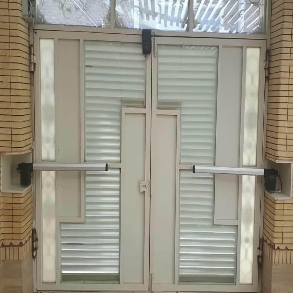 جک پارکینگی با قطعات محافظتی جک پارکینگی با قطعات محافظتی