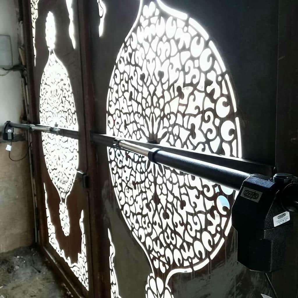 جک ریلی همراه با موتور مناسب ورودی مجتمع جک ریلی همراه با موتور مناسب ورودی مجتمع