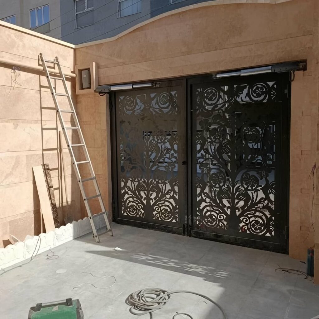 جک پرقدرت نصب شده روی پارکینگ