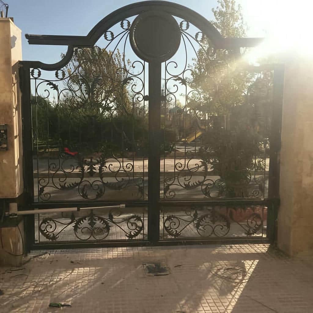 جک ریموت دار بازویی برای نمای مدرن