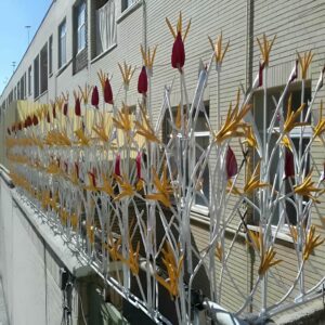 اهمیت استفاده از نرده حفاظ بالای دیوار
