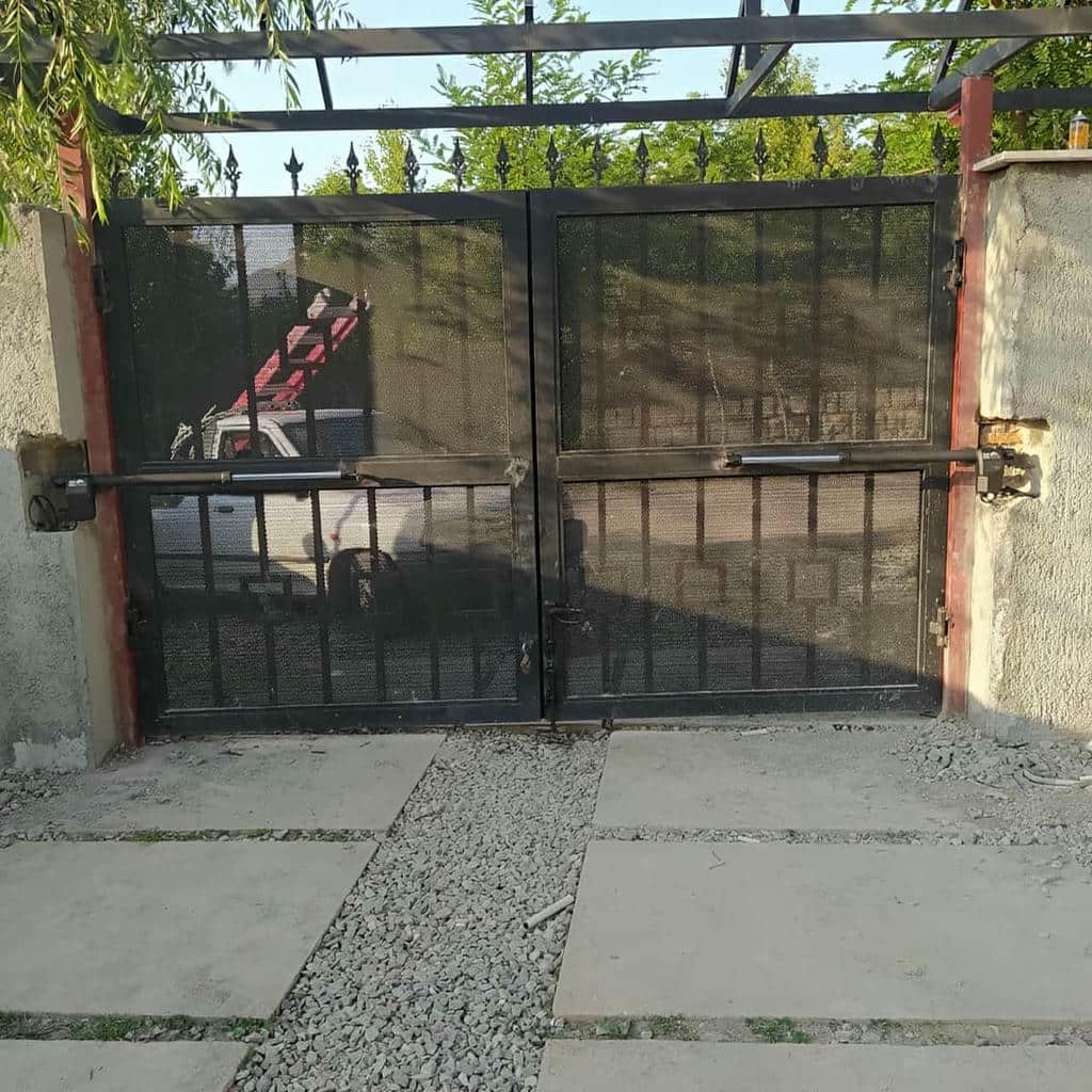 جک بازویی رشت هماهنگ با درب دو لنگه