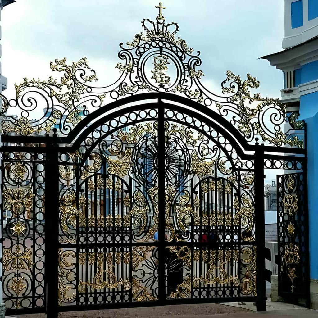 درب حیاط ساده فلزی در استان یزد