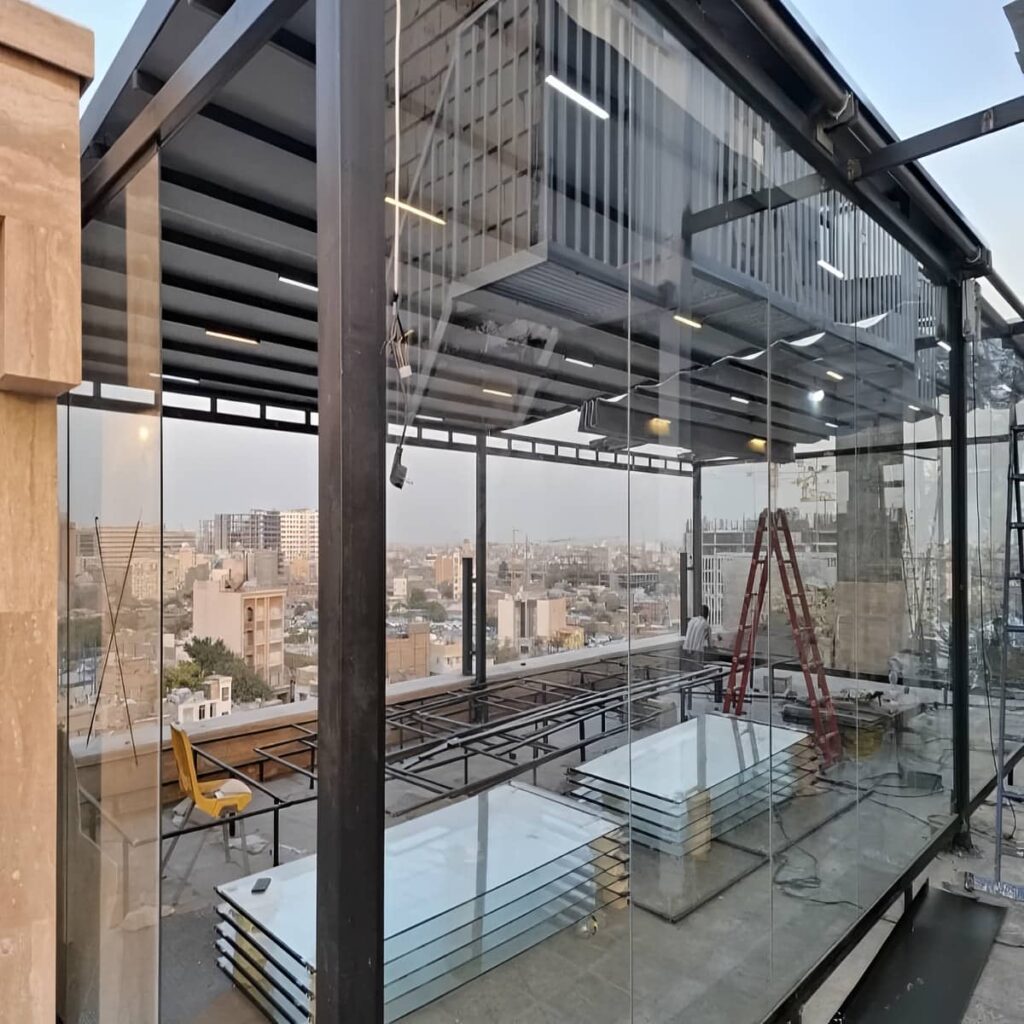 سایبان برقی استان خراسان جنوبی با پوشش کرم ورودی