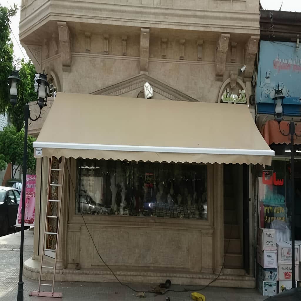 سایبان برقی همدان هنگام بازدید و اندازه گیری سایبان برقی همدان هنگام بازدید و اندازه گیری