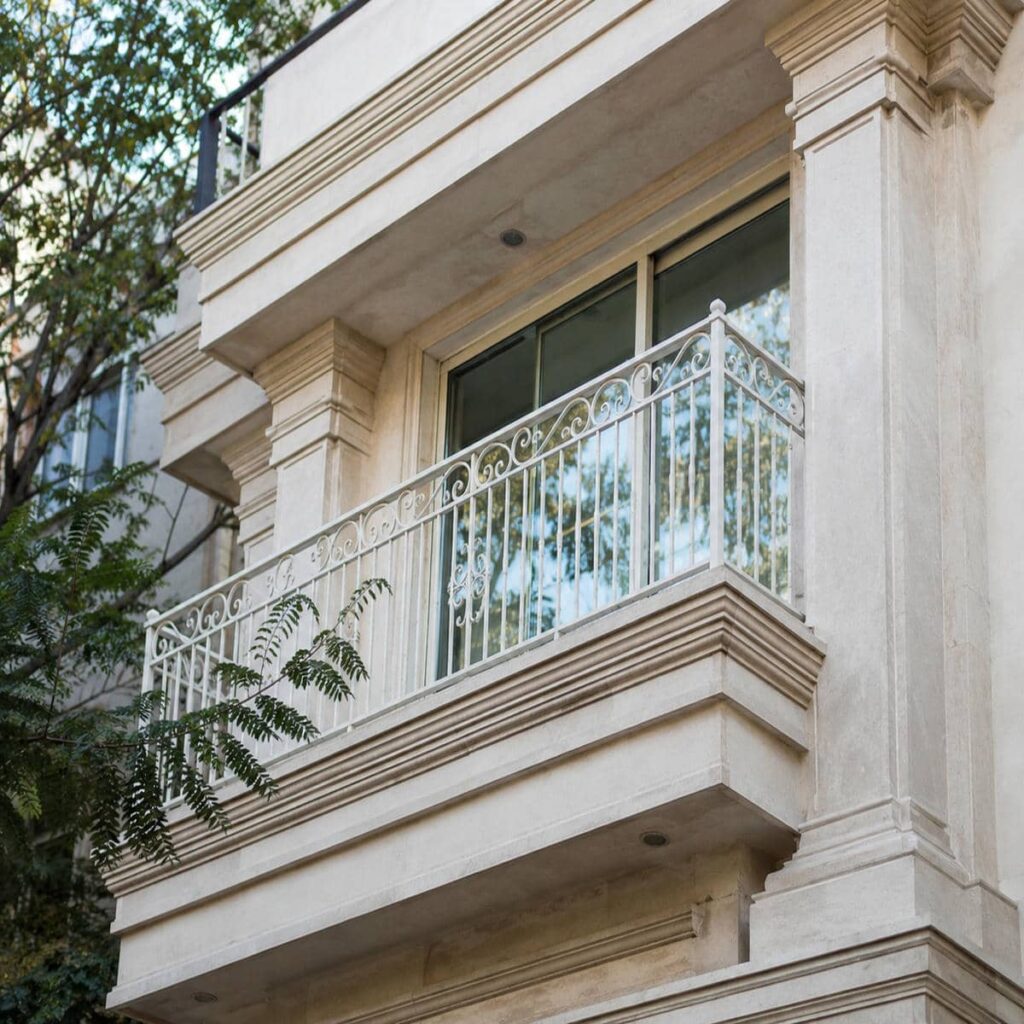 نرده بالکن کرج هنگام اندازه گیری تخصصی