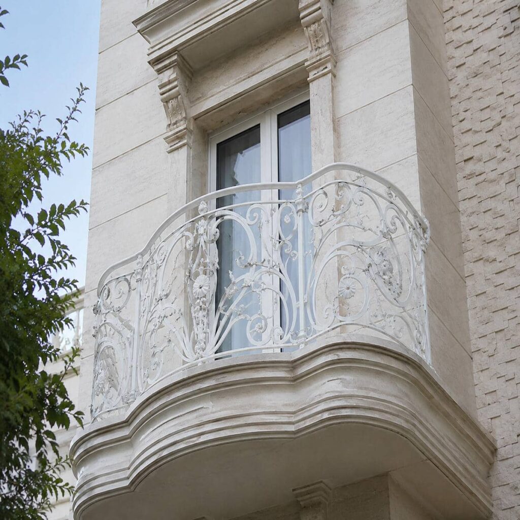 نرده بالکن کرمان برای دهانه بزرگ