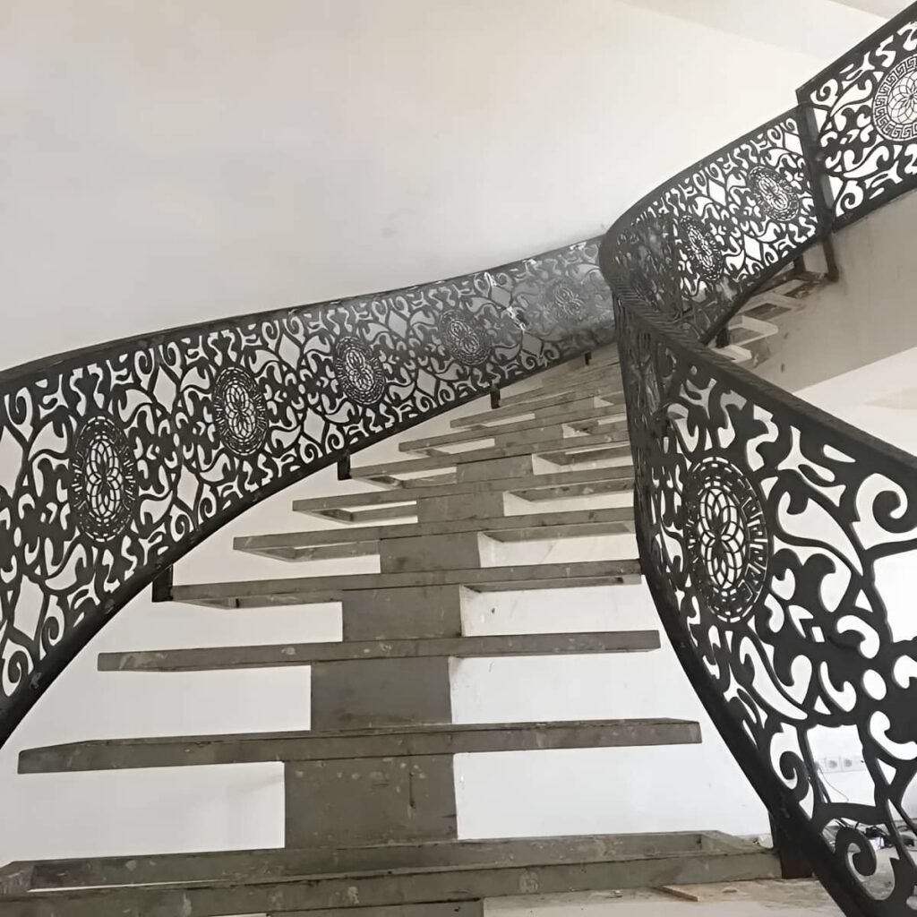 نرده راه پله مدرن در استان گلستان