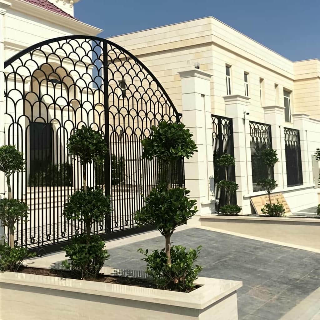 نمای نزدیک اتصال لنگه و چهارچوب