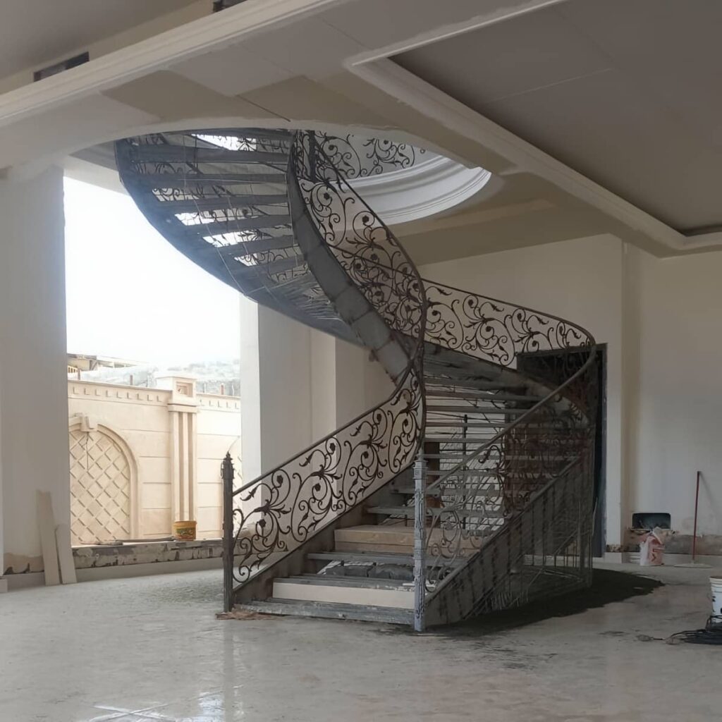 هندریل سفارشی هماهنگ با پاگرد محدود