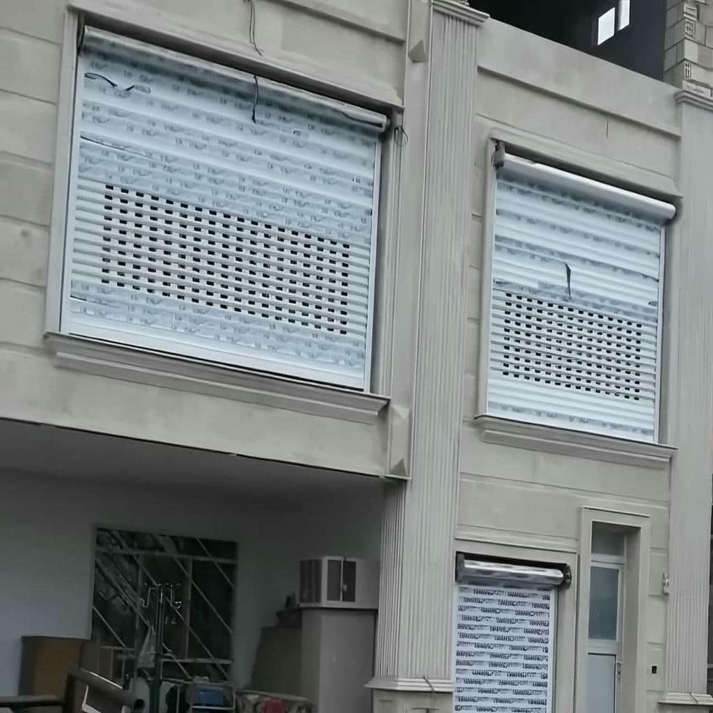 کرکره برقی سفید سفارشی در قزوین