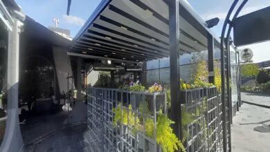 سایبان برقی استان اردبیل با پارچه طوسی مدرن